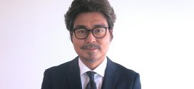 4月から報道番組の顔に。新たな一歩で小澤征悦が噛みしめる父・小澤征爾さんへの思い