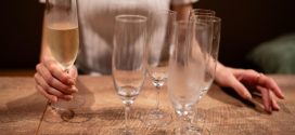 芸能人と酒。価値観を変えたターニングポイントと令和のタレントに求められるもの